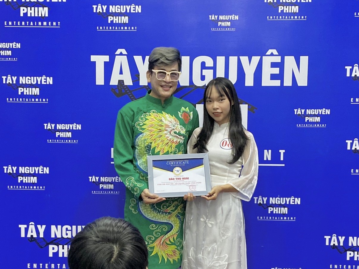 ky-nang-doc-vi-doi-phuong-trong-giao-tiep