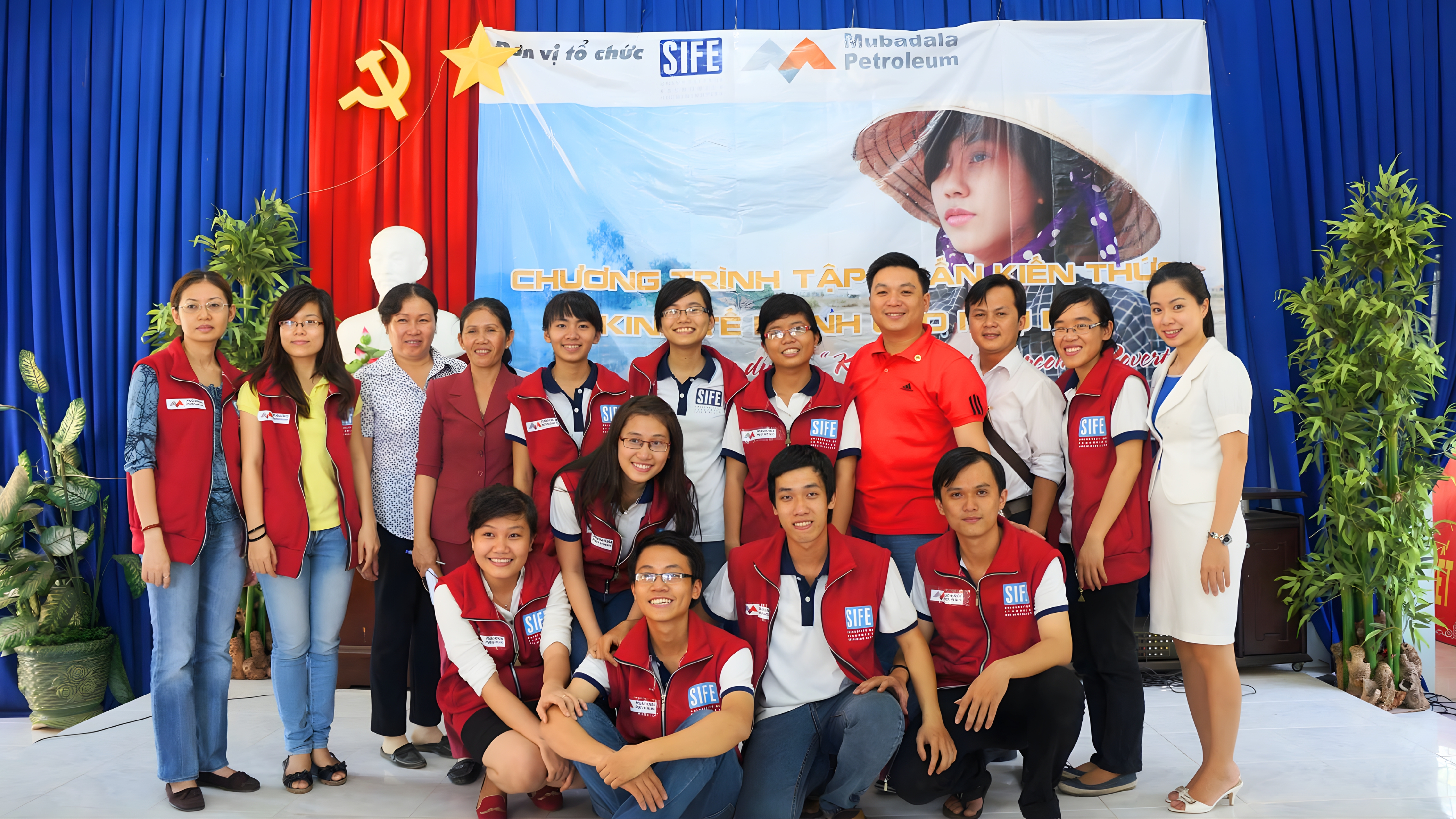 khoa-hoc-giao-tiep-ban-hang-cho-doanh-nghiep