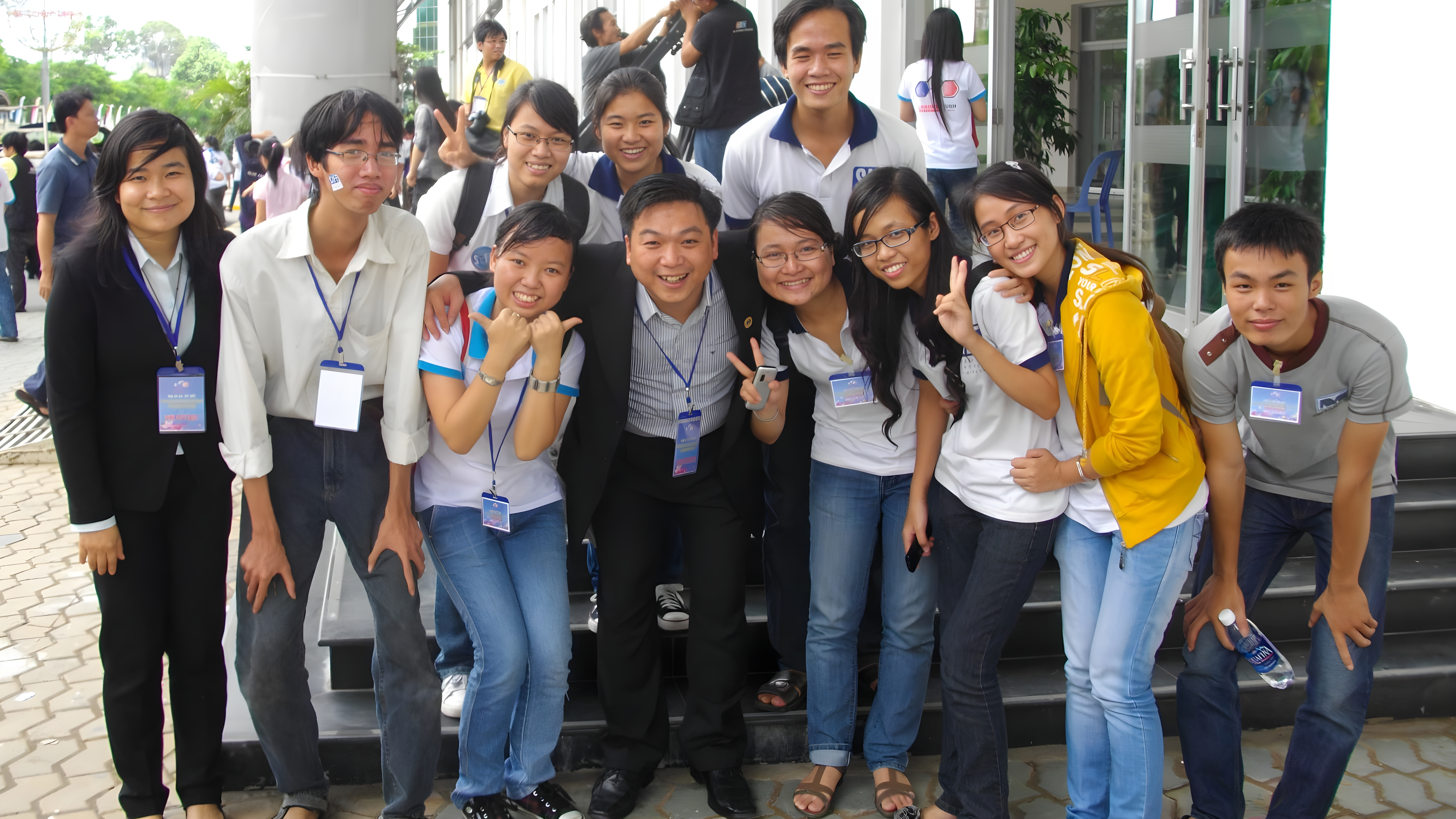 khoa-hoc-van-hoa-doanh-nghiep-cho-can-bo-cong-nhan-vien